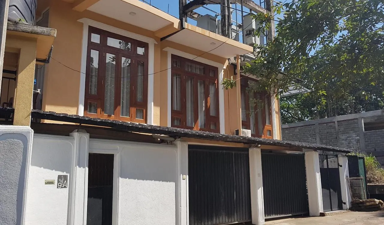 Fairview Residence Kandy 2*,